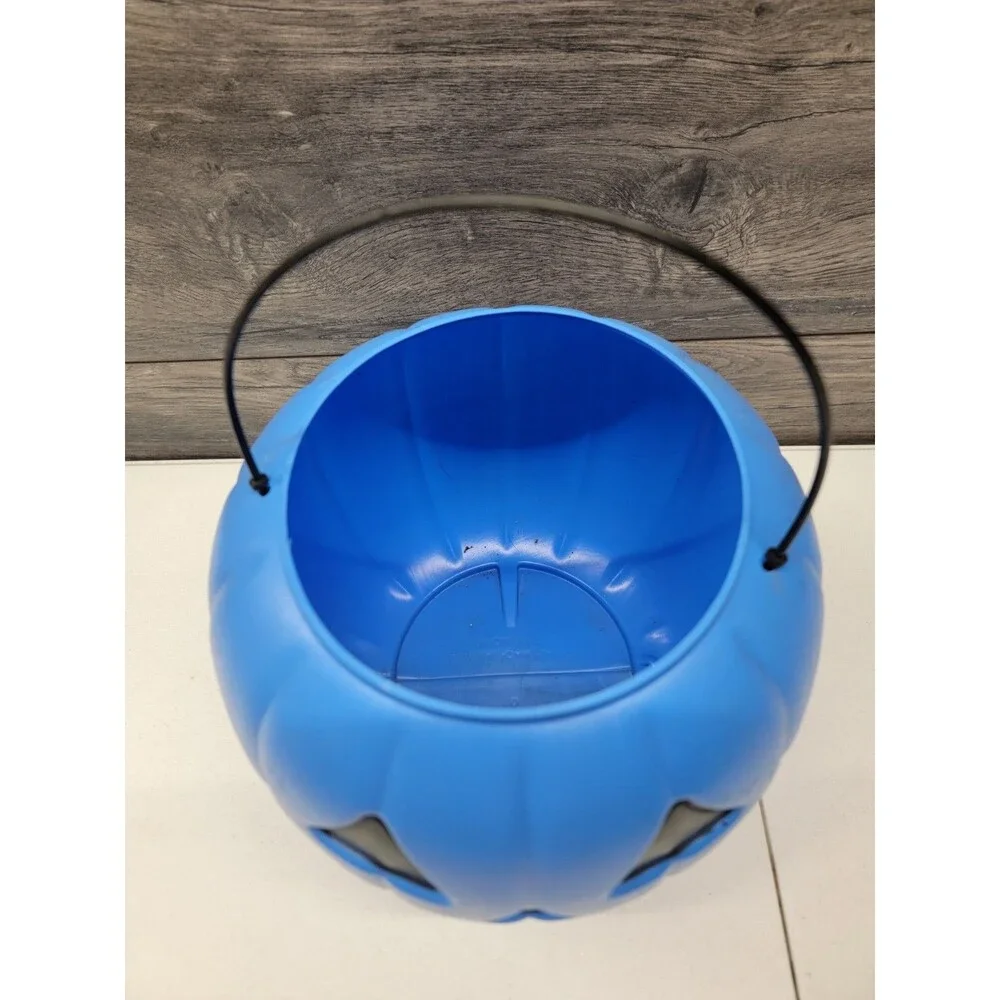 Vtg Blue Halloween Pumpkin Blow Mold Bucket Pail Trick-or-treat USA Gen Foam